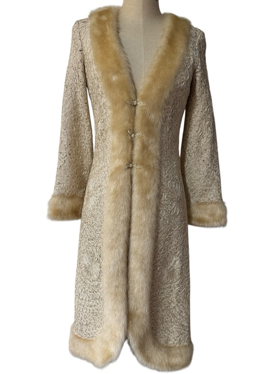 Sue Wong Jackets & Blazers - Vintage Sue Wong Nocturne Embroidered Champagne/Ivory Coat Faux Fur Trim Size